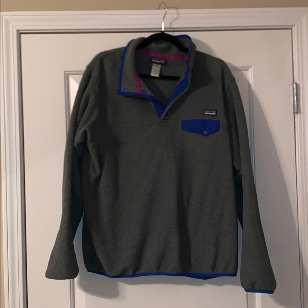 Grey Patagonia synchilla fleece jacket